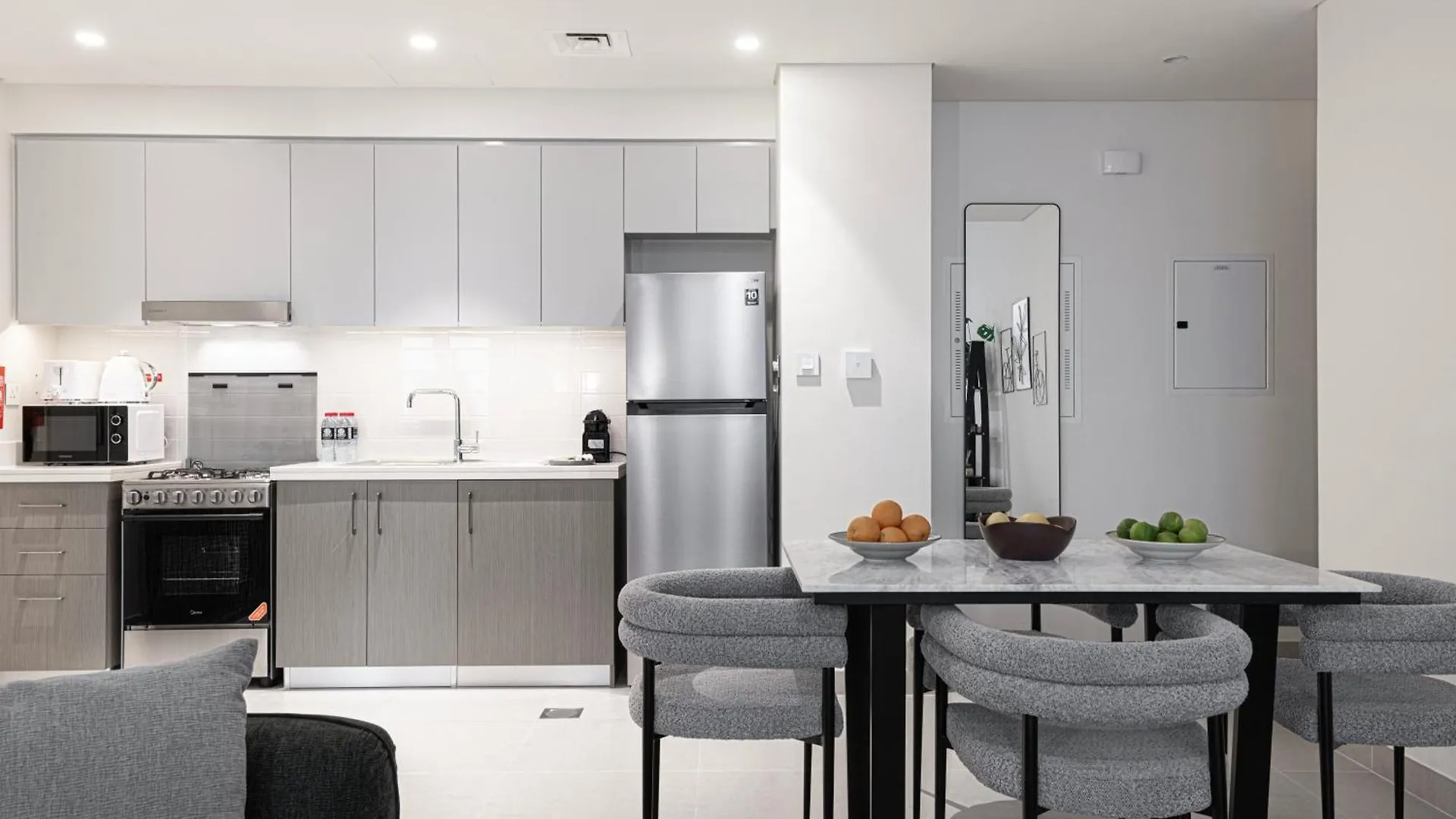 Majestic 1-Bedroom Apartment In Downtown Dubai, Near Burj Khalifa & Dubai Fountains - Apartment In Forte Tower 2