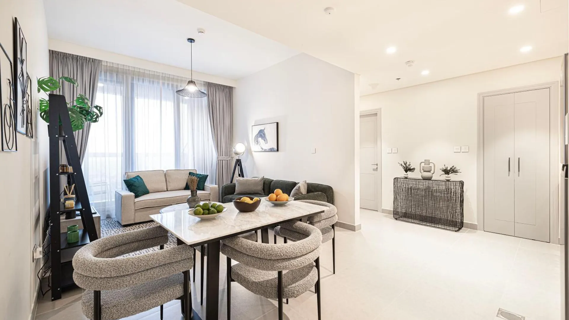 Majestic 1-Bedroom Apartment In Downtown Dubai, Near Burj Khalifa & Dubai Fountains - Apartment In Forte Tower 2